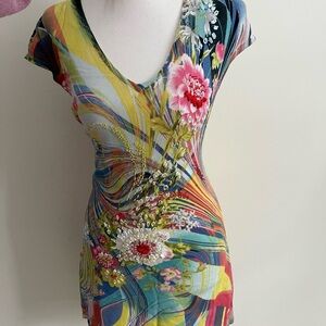 Alberto Makali Colorful Floral Short Sleeve Top